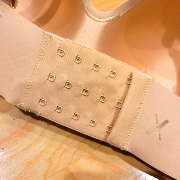 Knix Wingwoman Contour Wireless Bra Color Sand Size 5 New - Picture 12 of 14